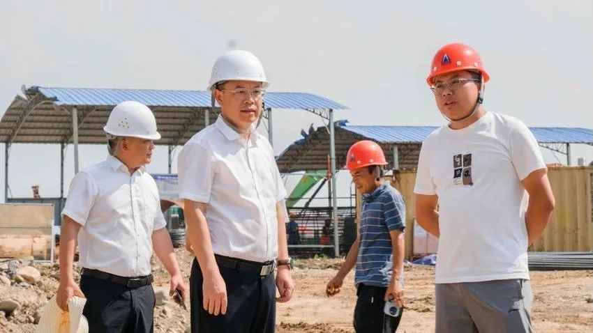 市政要聞 | 洞口縣縣委書(shū)記吳韜到洞口四橋項目施工現場(chǎng)調研